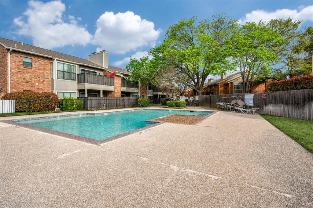 Columbine The A Condo - Residential