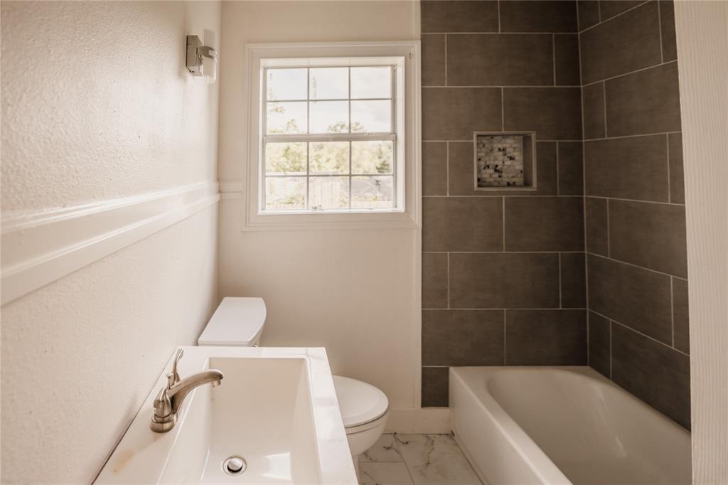 Victory Drive - Residential