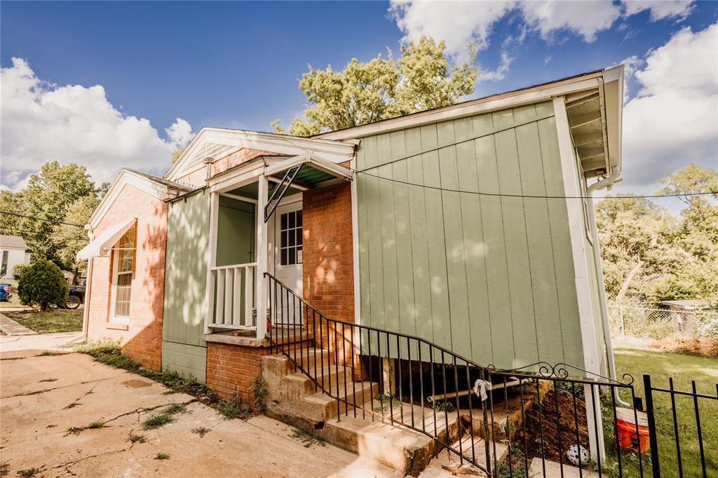 Victory Drive - Residential