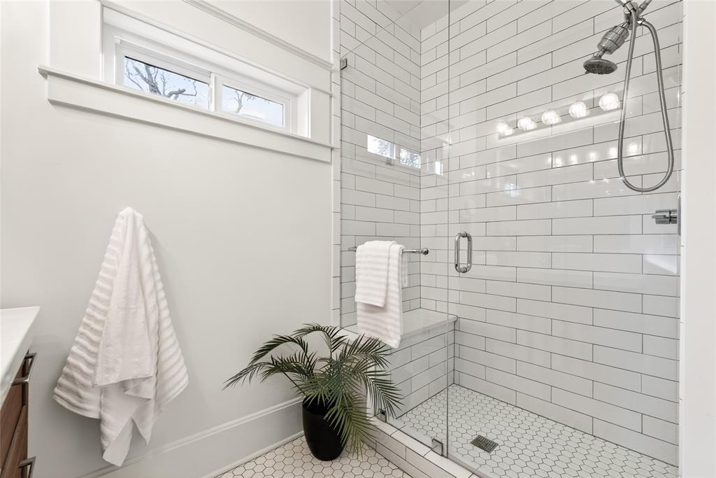 Oak Cliff Annex - Residential