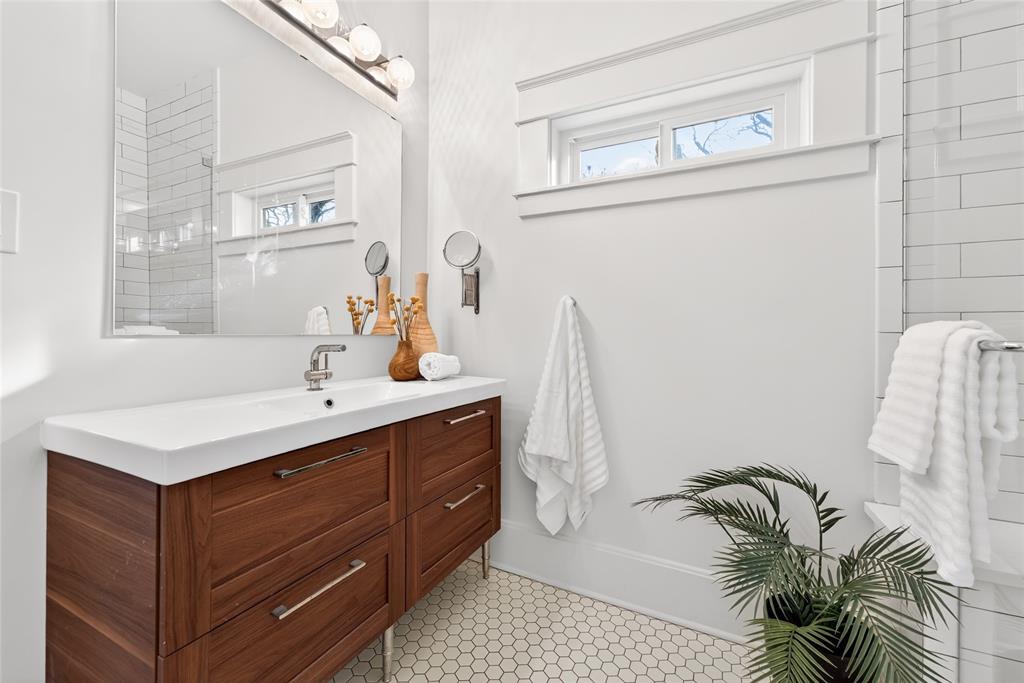 Oak Cliff Annex - Residential