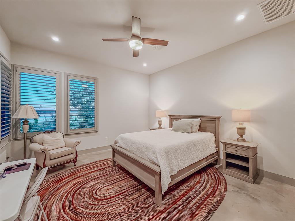 Francisco Bay I - Residential