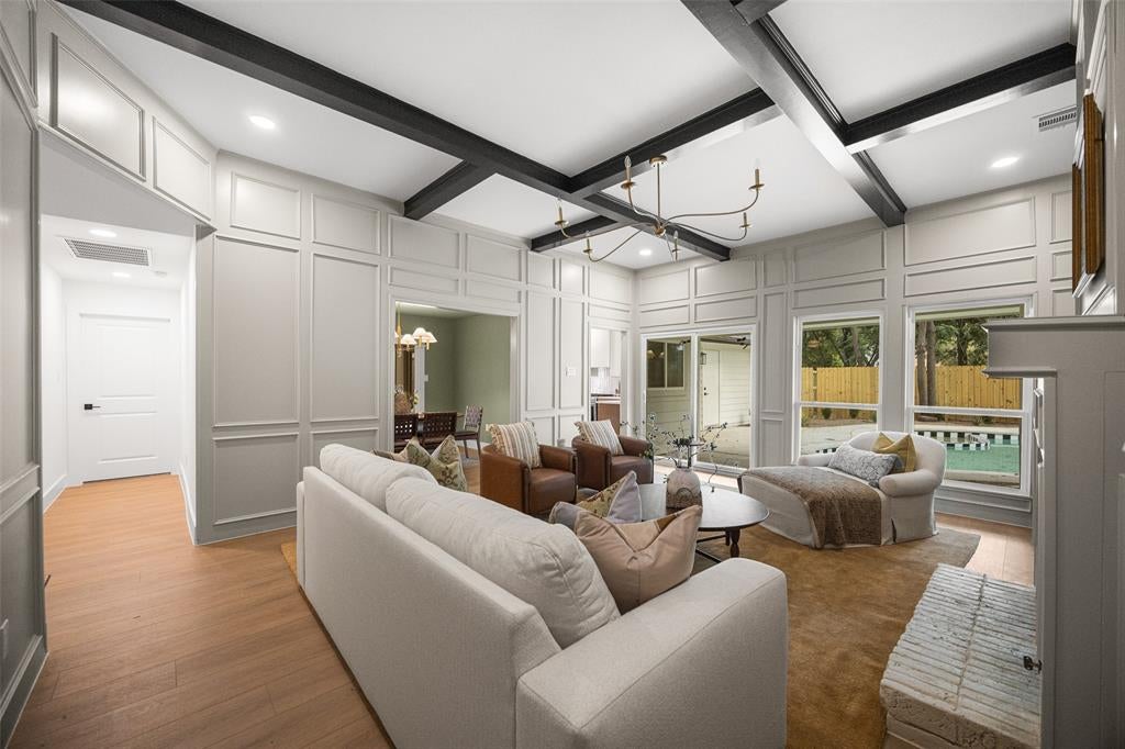408 Forest Grove Drive