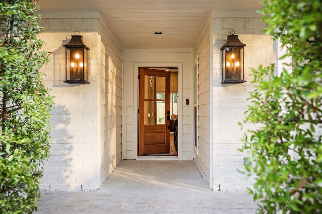 408 Forest Grove Drive