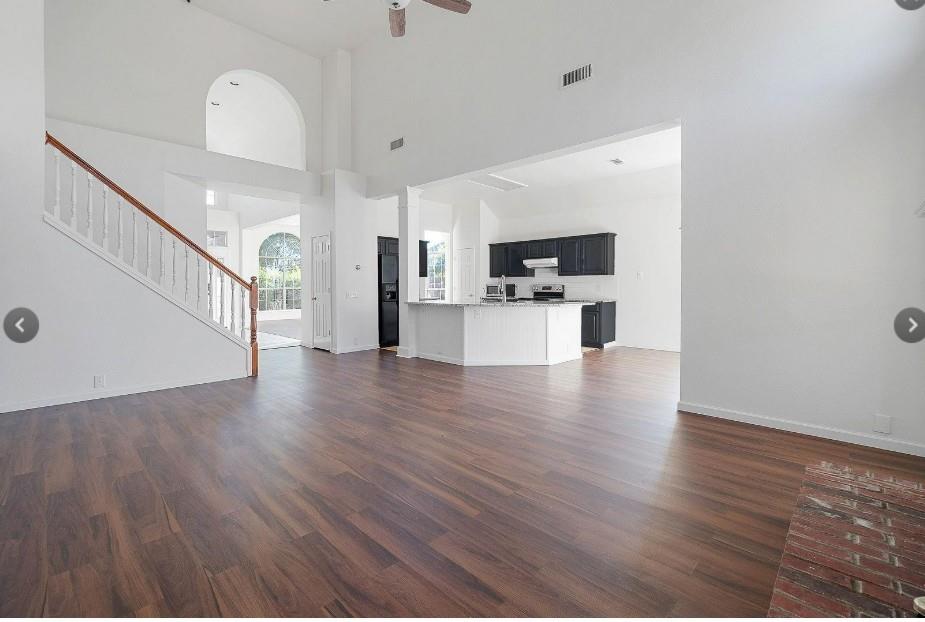 2205 Sunridge Drive