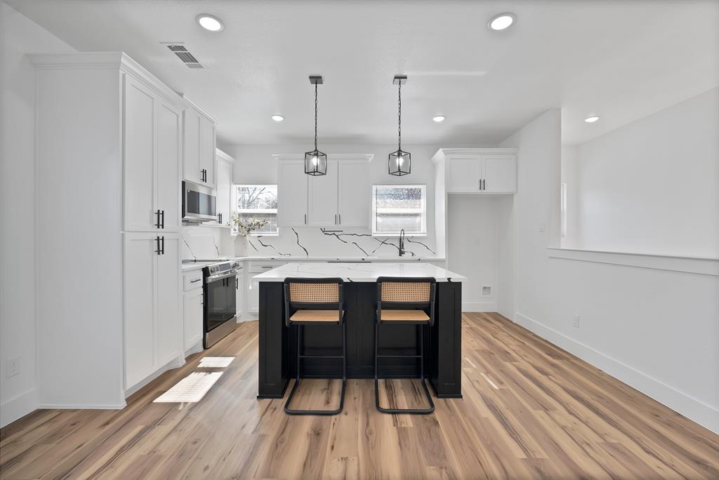 Polytechnic - Residential Income