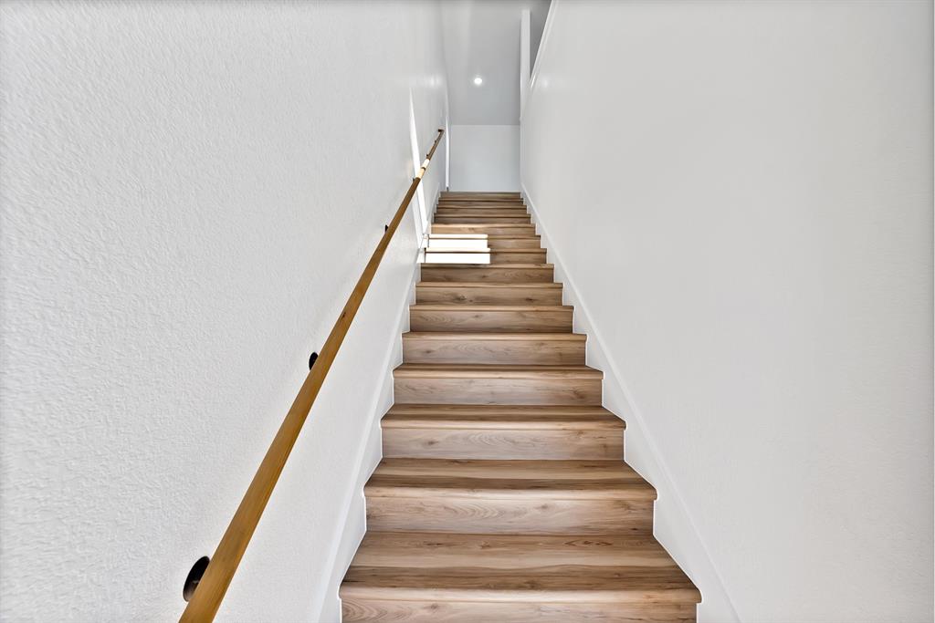 Polytechnic - Residential Income