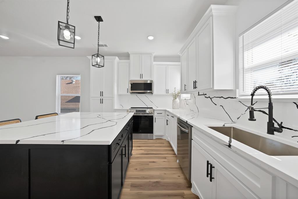 Polytechnic - Residential Income