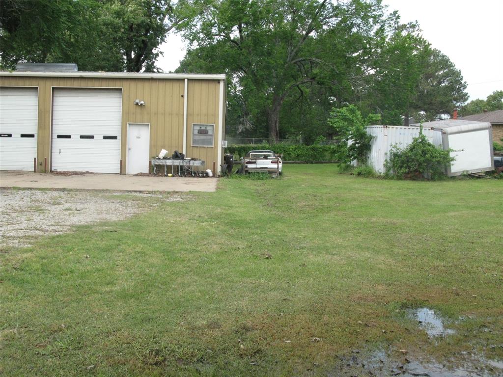 305 BRADBURN