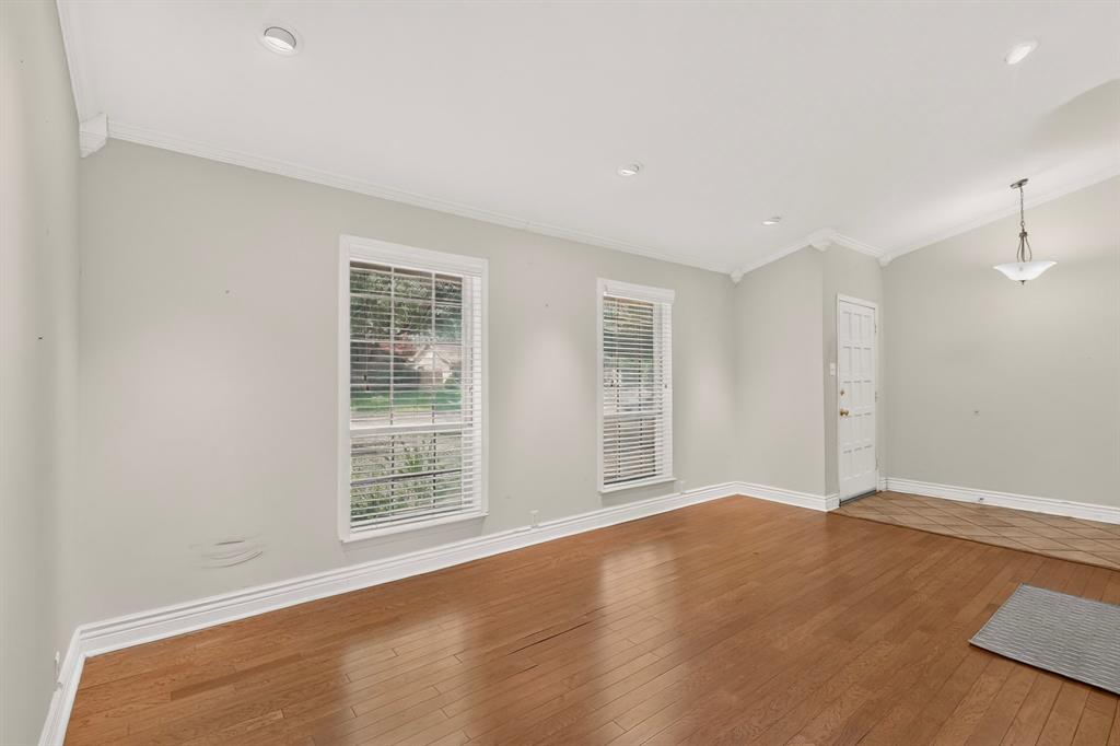 2306 Lawnmeadow Drive