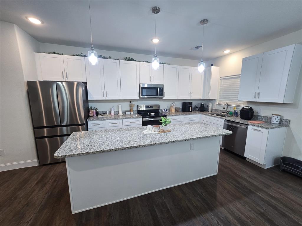 Canyon Creek III - Residential