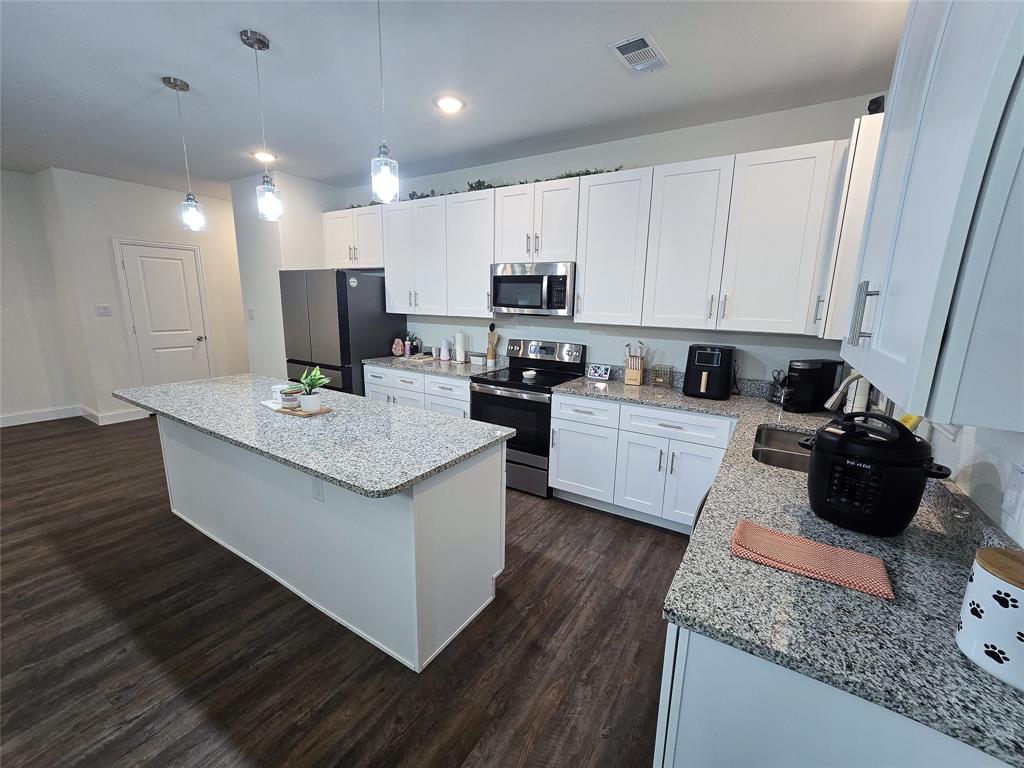 Canyon Creek III - Residential