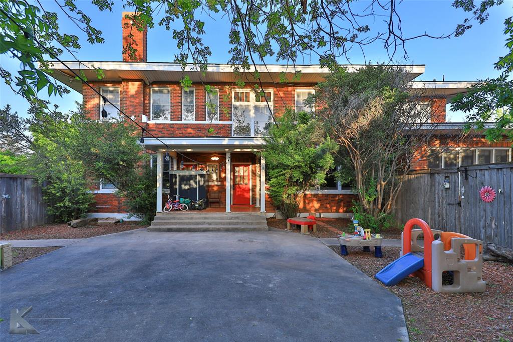 Henry Sayles Of Harris - Residential