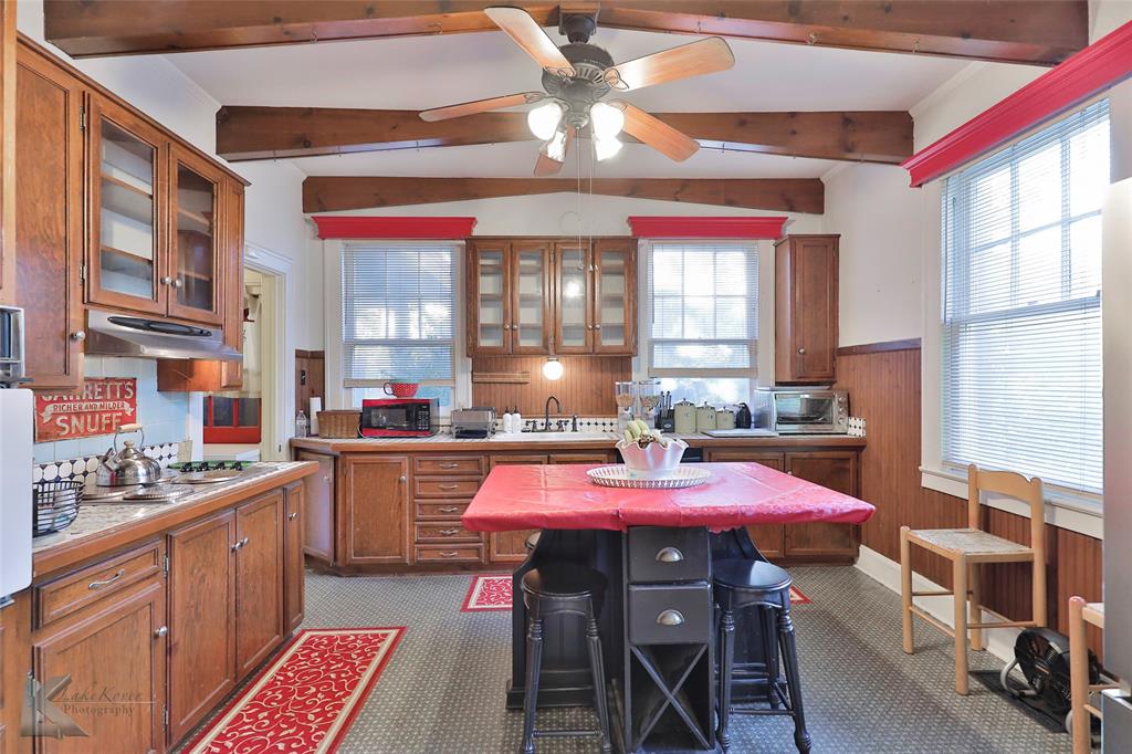 Henry Sayles Of Harris - Residential