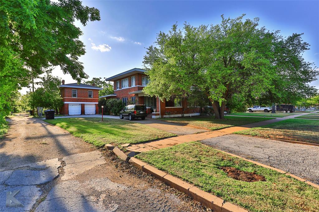 Henry Sayles Of Harris - Residential