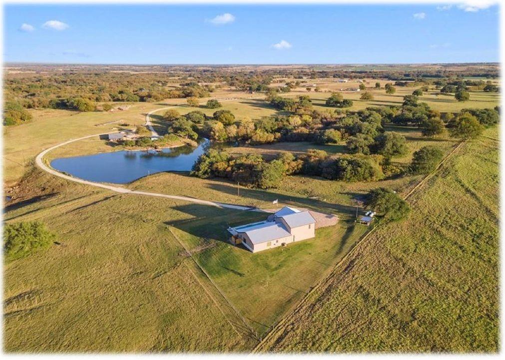 395-452 County Road 470