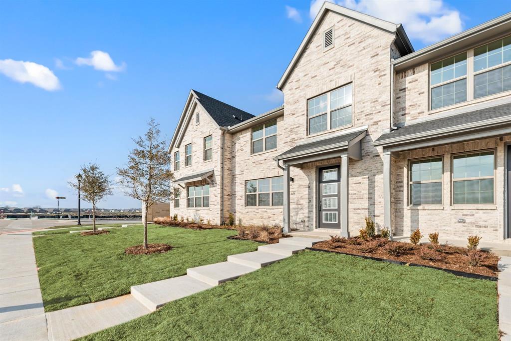 2636 Red Tailed Hawk Lane