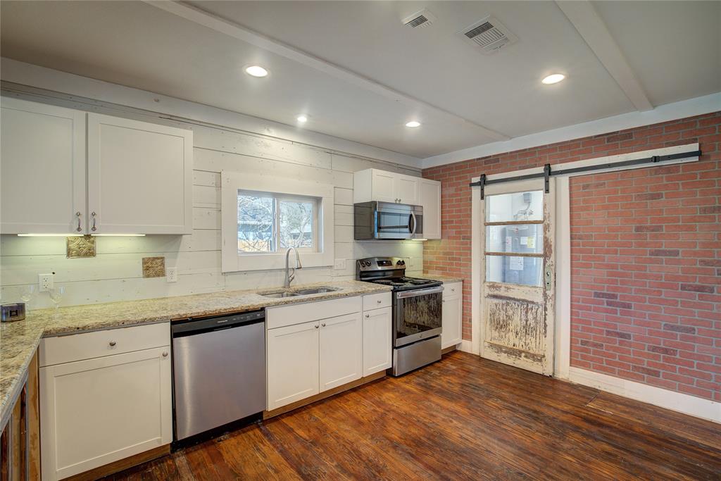 Inglish Add - Residential