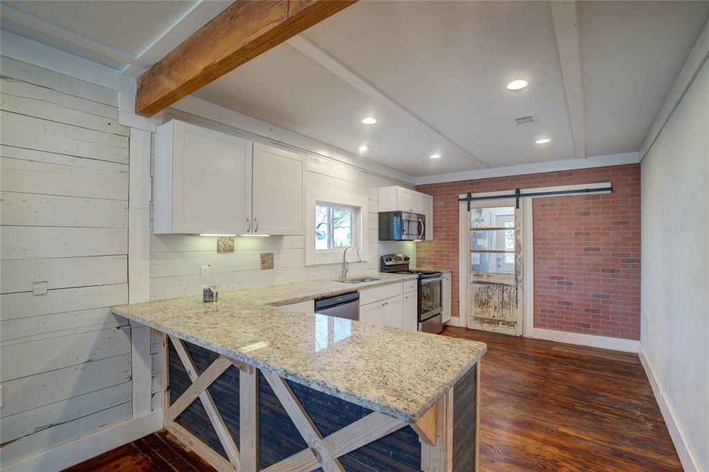 Inglish Add - Residential