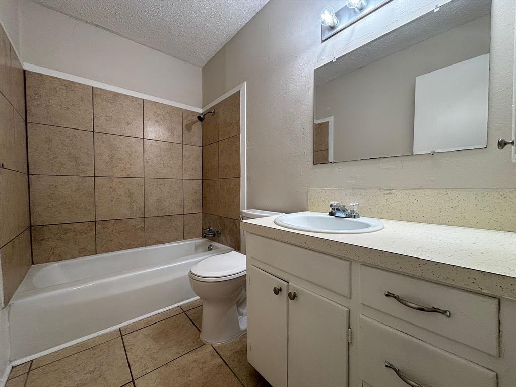 Shannon W M Suppl - Residential Lease