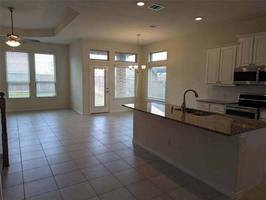 Anna Crossing Ph 7 - Residential Lease