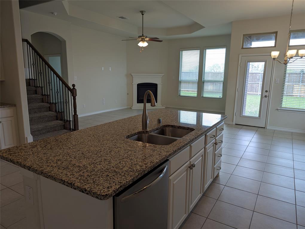 Anna Crossing Ph 7 - Residential Lease