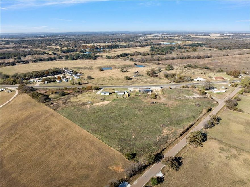 This 2.006-acre country lot offers the ideal mix of flexibility and convenience. Located in West ISD with easy access to FM 933, it’s perfect for your mobile home or custom build. Enjoy the benefits of rural living with no city taxes, all while being close to schools and amenities. Don’t miss this opportunity to make your country living dreams a reality!