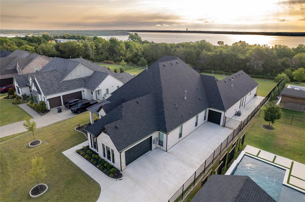 613 Jackson Court