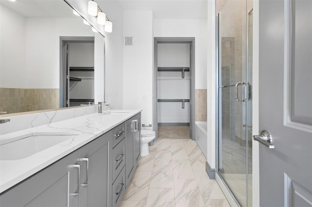 THE VIEW RESIDENTIAL CONDOMINIUM - Residential Lease