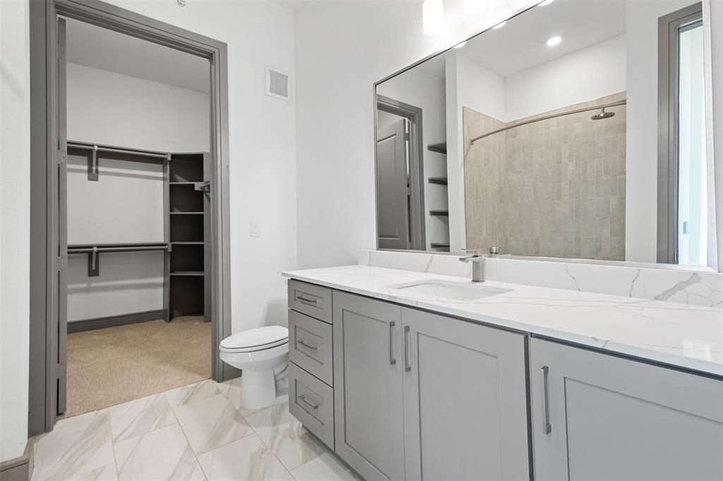 THE VIEW RESIDENTIAL CONDOMINIUM - Residential Lease