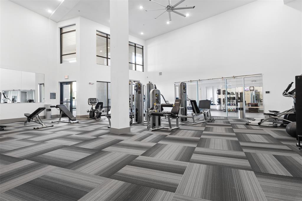 THE VIEW RESIDENTIAL CONDOMINIUM - Residential Lease