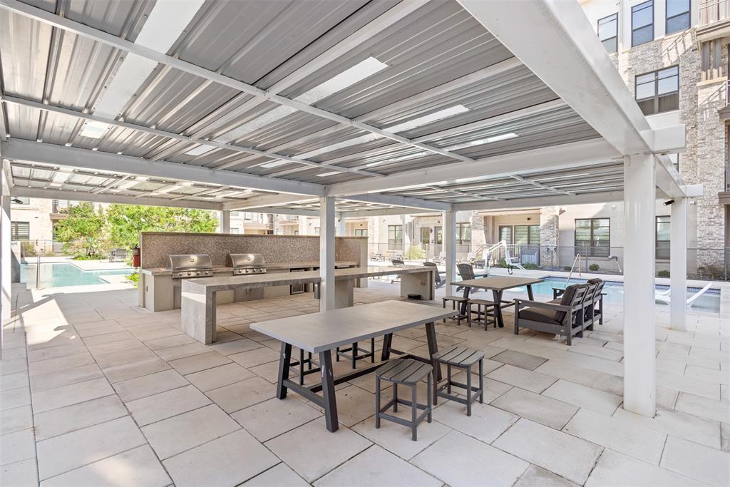 THE VIEW RESIDENTIAL CONDOMINIUM - Residential Lease