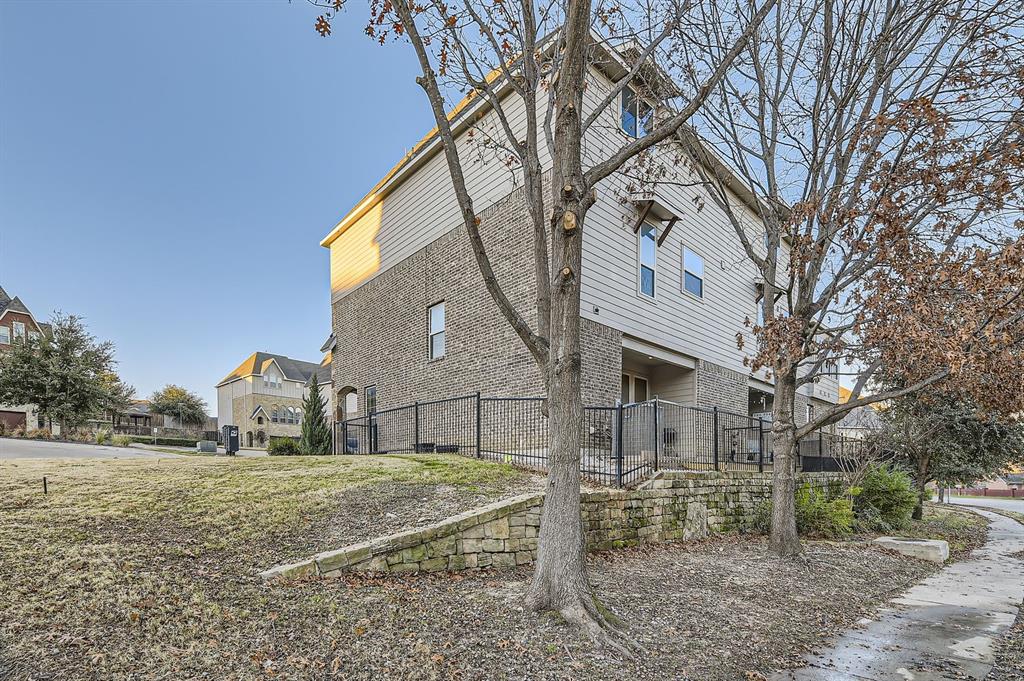 Bellaire Village - Residential