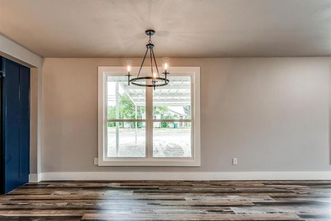 A home in Jacksboro