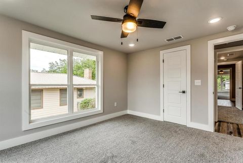 A home in Jacksboro