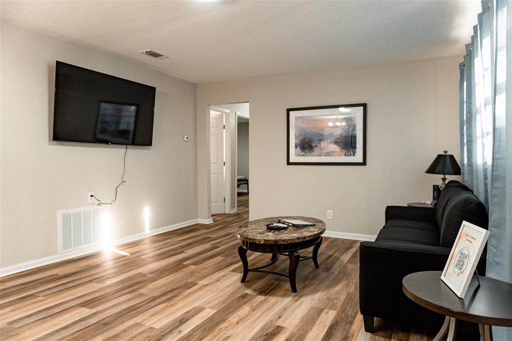 Glendale 04 - Residential