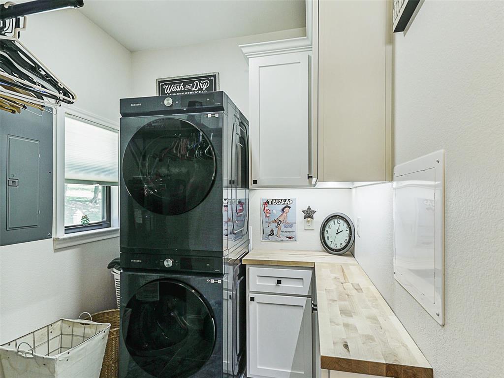 Denyer W - Residential