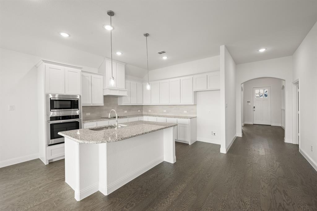 121 Grey Wolf Court