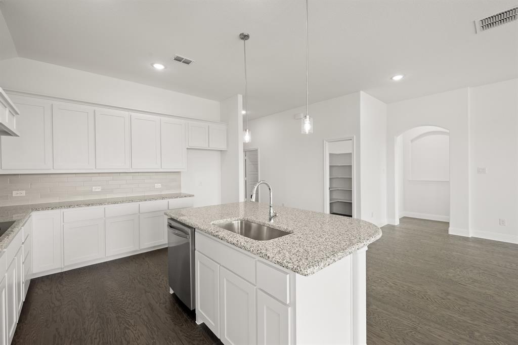121 Grey Wolf Court