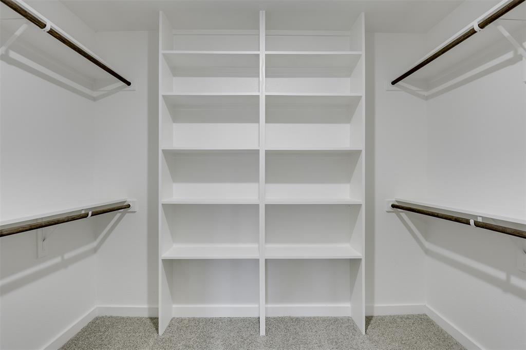 EDGEWOOD ESTS - Residential Lease