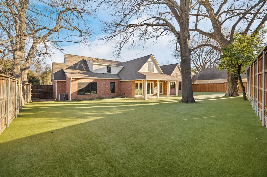 7137 Meadow Lake Avenue