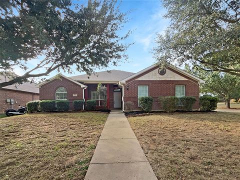 561 Ascot Way Azle TX 76020