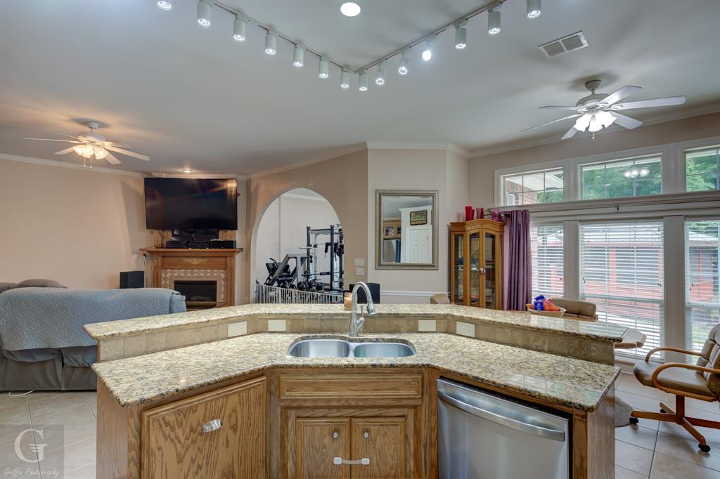 Bossier City, Louisiana 71111, United States, 4 Bedrooms Bedrooms, ,2 BathroomsBathrooms,Residential,Active,141450