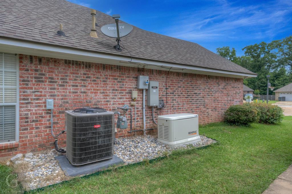 Bossier City, Louisiana 71111, United States, 4 Bedrooms Bedrooms, ,2 BathroomsBathrooms,Residential,Active,141450