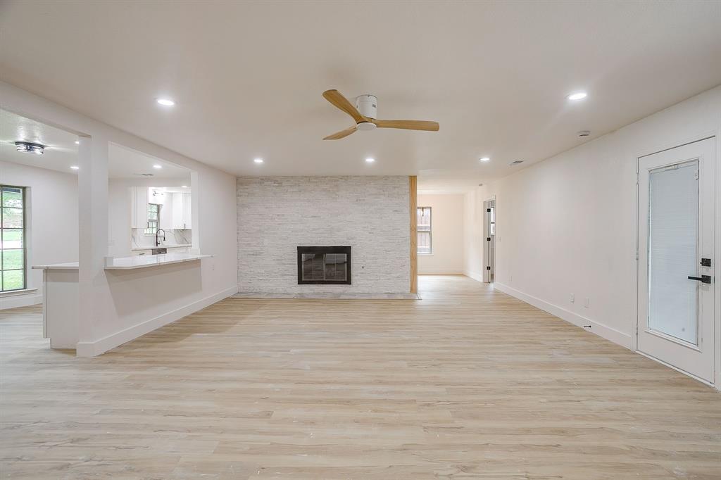 2601 Briarwood Drive