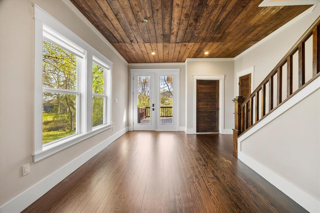 AB 425 J SLOAN 137 X 100 LOT AVG - Residential