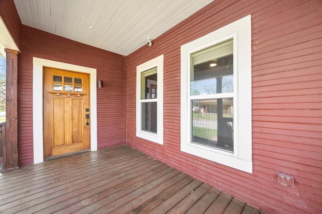 AB 425 J SLOAN 137 X 100 LOT AVG - Residential