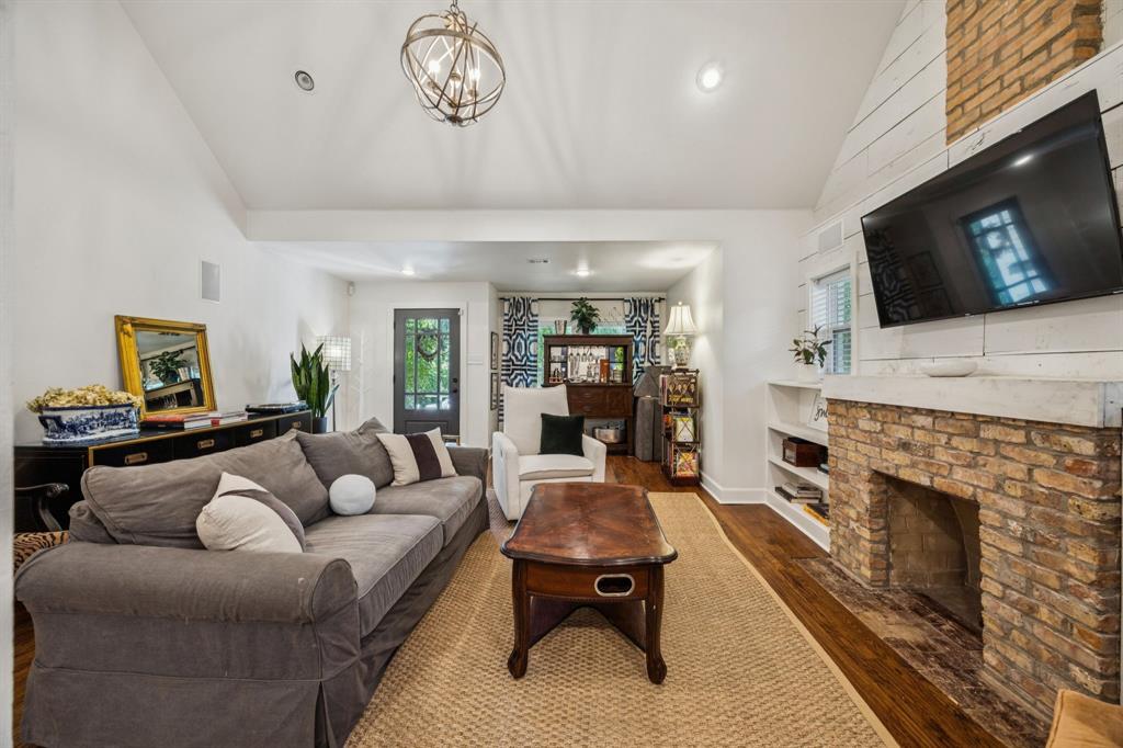 1227 Lansford Avenue