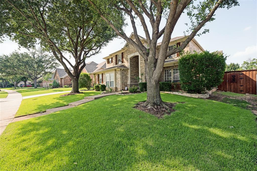 1700 Coyote Ridge