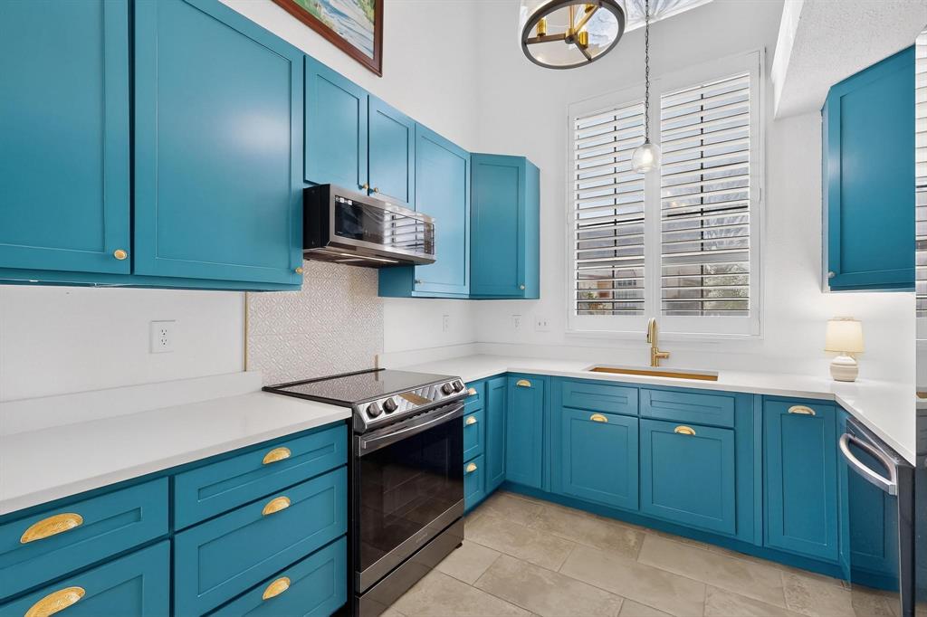 3016 Matterhorn Drive